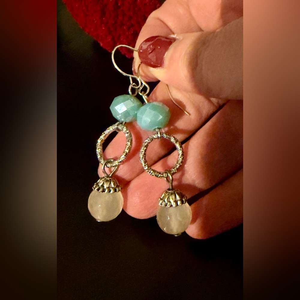 🔴Kat + Bryn Delicate Turquoise & Cream Silver Drop Earrings, NWOT. - Picture 3 of 7